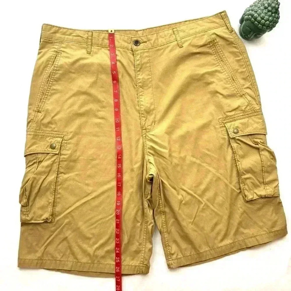 Levi’s Men Khaki Cotton Blend Safari Flap Pocket Long Mens Cargo Shorts Size 40 - Picture 15 of 15